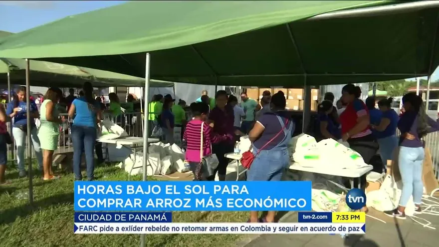 Siguen las largas filas en las Naviferias