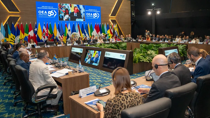 Canciller responde ante reclamos de China por polémica de puertos durante sesión de la OEA