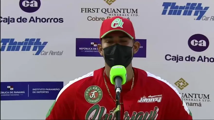 El lanzador ganador Carlos Atencio, con recta y tenedor, dominó a los bateadores darienitas