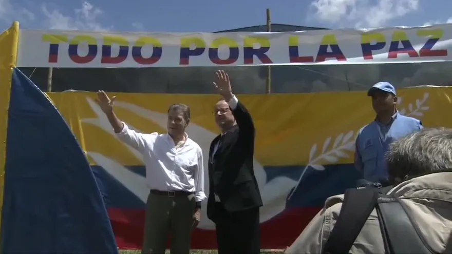 Hollande reitera apoyo a paz en Colombia