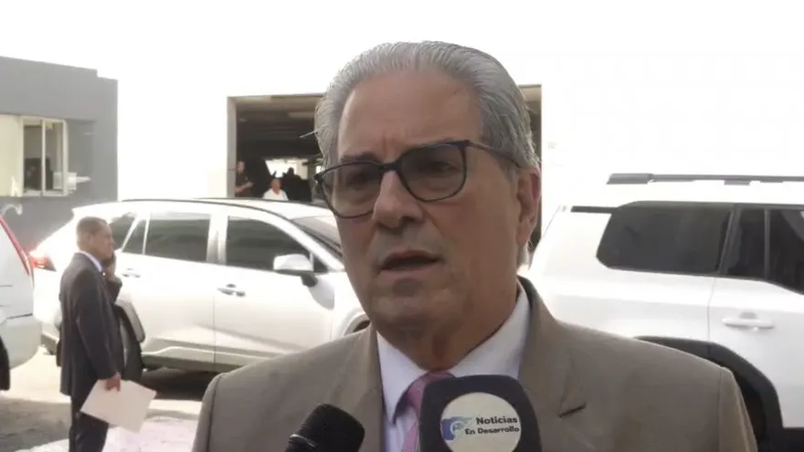 Fernando Boyd Galindo, ministro de Salud