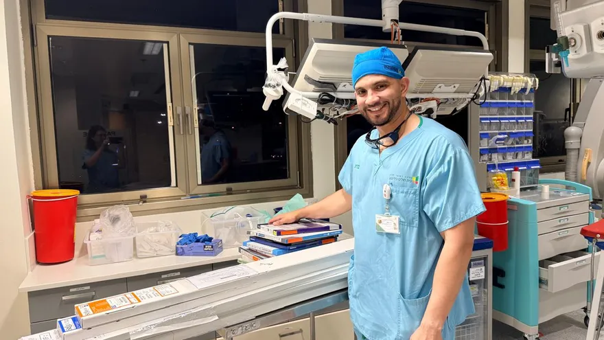 El neurólogo panameño José Domingo De Obaldía Henríquez, de 37 años y oriundo de Chiriquí, fue seleccionado para realizar un Fellowship en Neurología Vascular Intervencionista en el Rabin Medical Center–Beilinson Hospital, uno de los principales centros médicos de Israel y referente internacional en el tratamiento de enfermedades cerebrovasculares.
