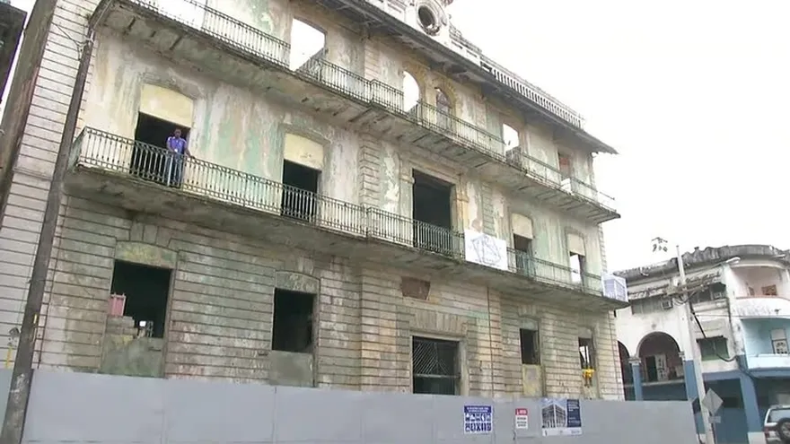 Restauran edificio de la antigua Gobernación en Colón