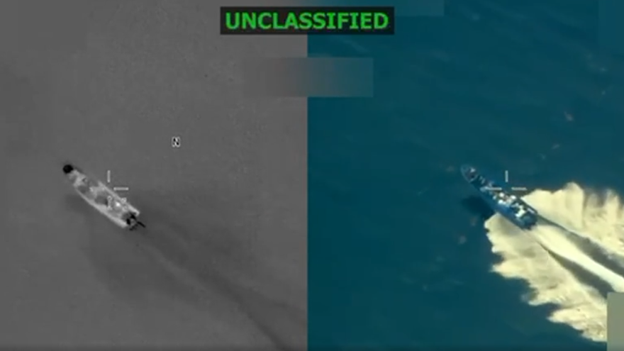 Lancha destruida por el gobierno narcotráfico