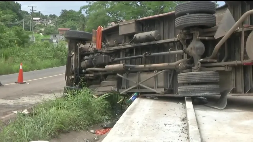 Pasajeros de autobús en La Chorrera sufren lesiones