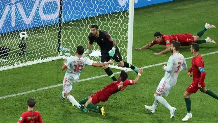 Gol de Diego Costa. Portugal 2-2 España
