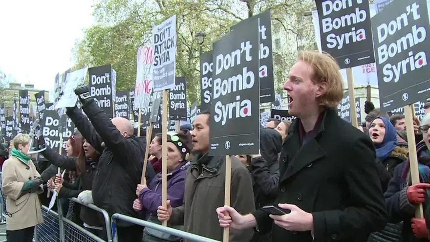 Londinenses rechazan intervención militar en Siria