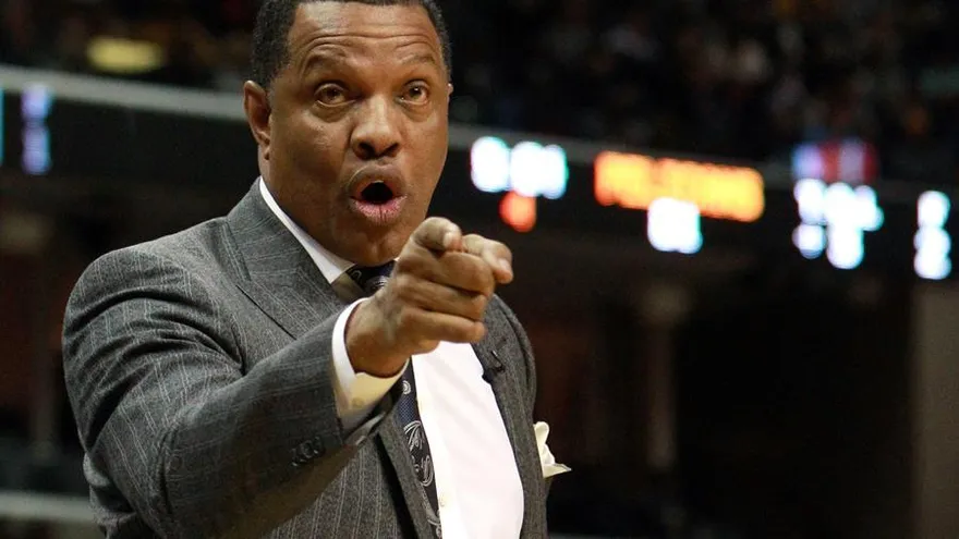 Los Pelicans despiden al entrenador Alvin Gentry