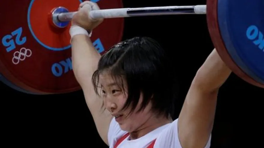 Norcorea suma su tercer oro en pesas