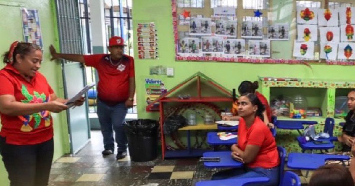 Arranca Escuela para Padres 2026 con talleres en las 16 regiones educativas del país