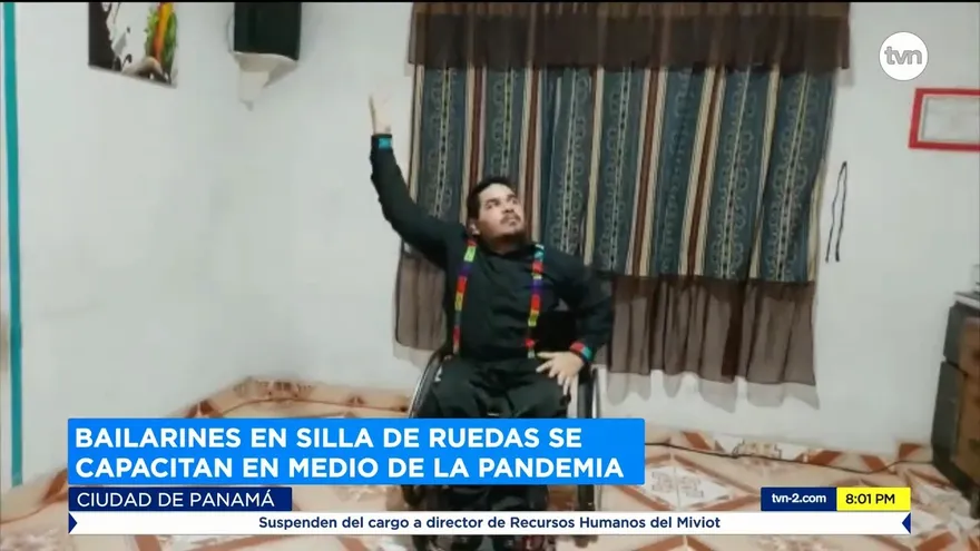 Bailarines en silla de ruedas se capacitan en medio de la pandemia
