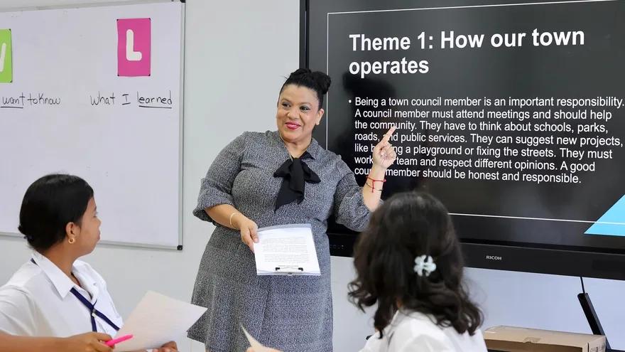 Rediseño curricular de inglés impulsa aprendizaje dinámico