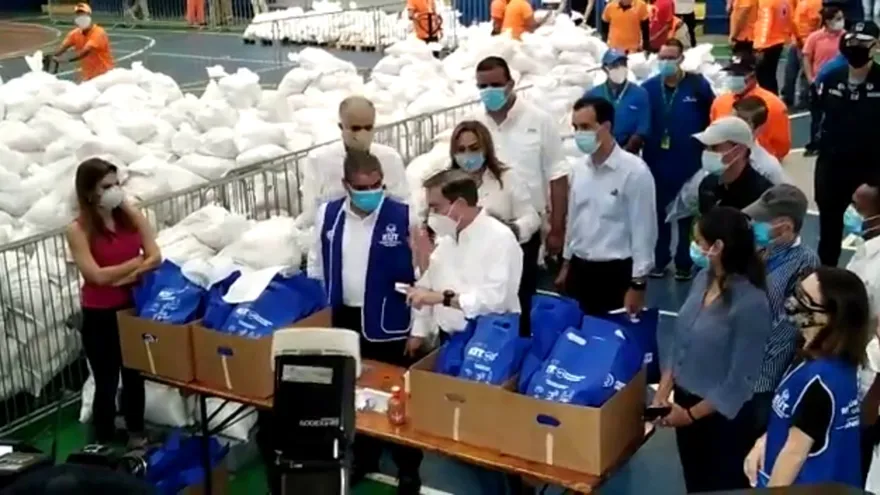 Cortizo visita Centro de Trazabilidad en San Miguelito