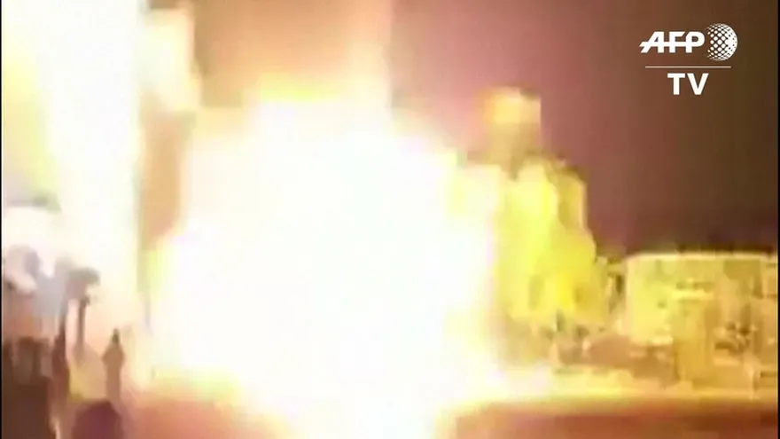 Más de 100 muertos por incendio en templo de India