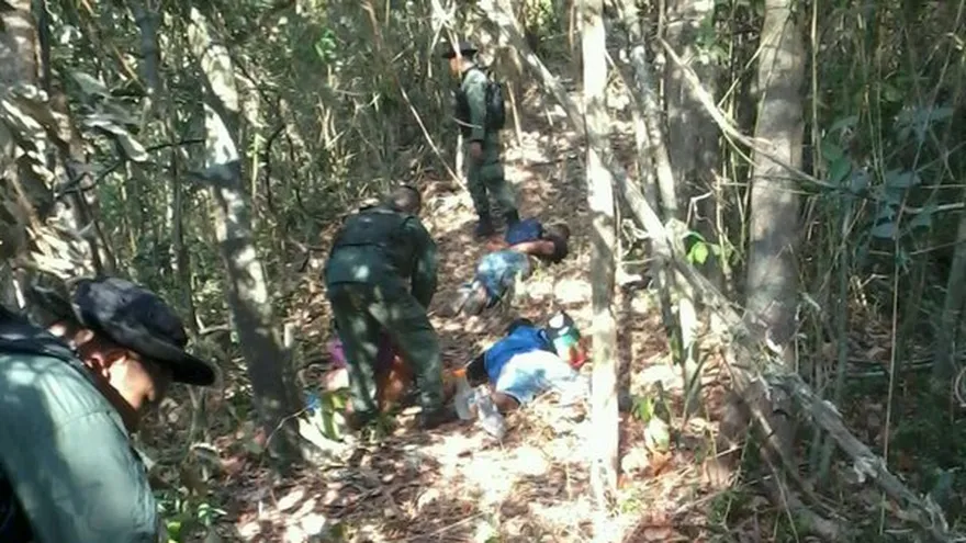 Los hombres fueron sorprendidos  por la Policía Nacional.