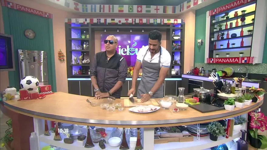 Pollo Jerk con Juancho y RD Maravilla