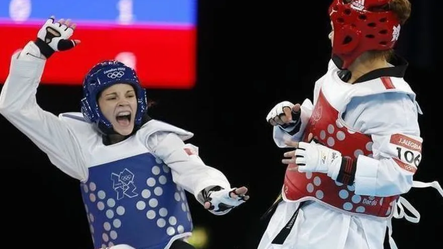 Carolena Carstens abanderada en los Juegos Suramericanos 2018