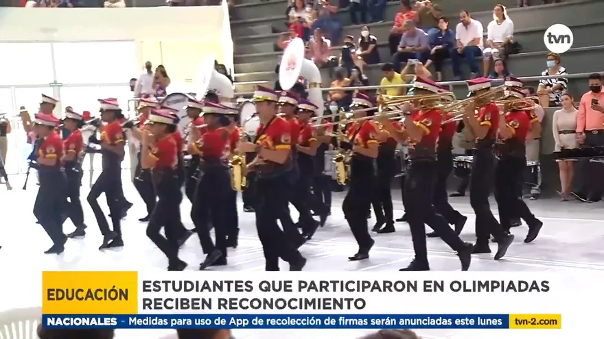 Estudiantes panameños son reconocidos