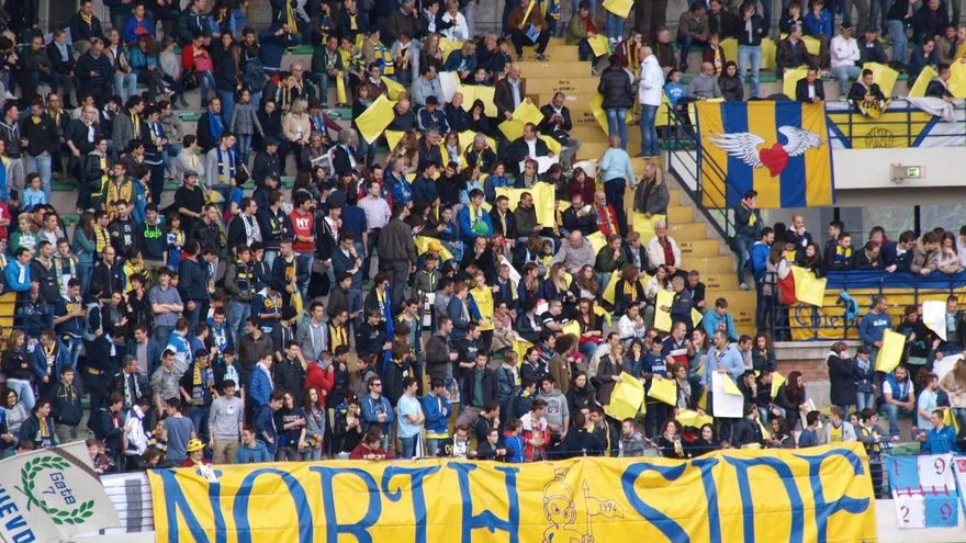 Retiran tres puntos al Chievo en la liga italiana por fraude contable