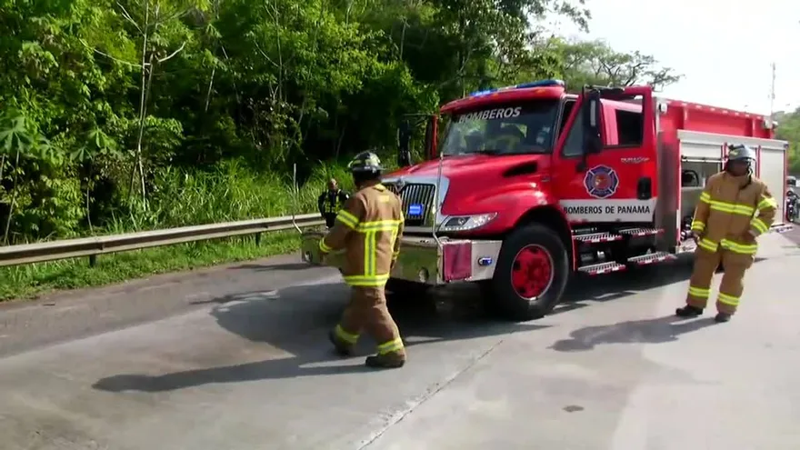 Noticiero AM 30 de abril del 2018 - Bloque 5