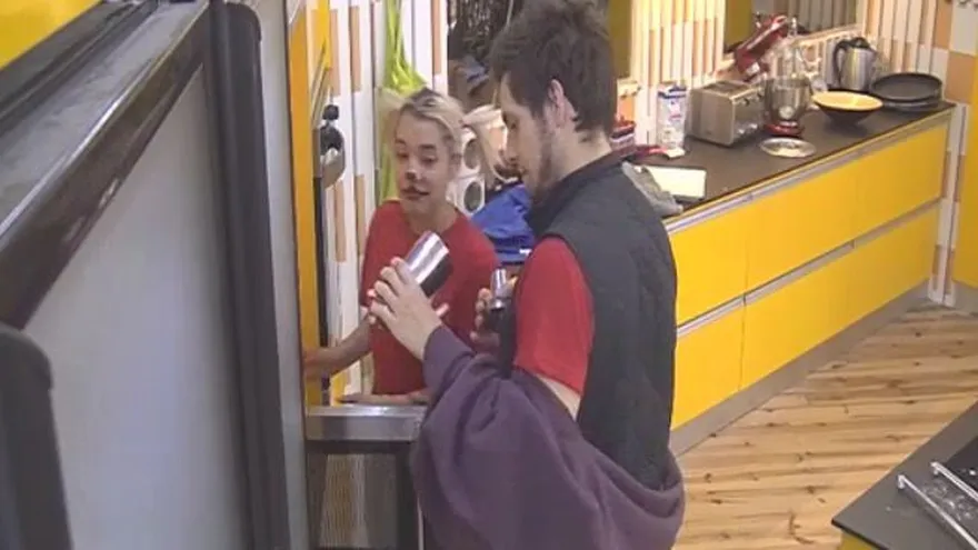 Ahora esconden café