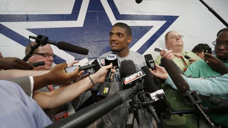 Cowboys dan de baja a Sam de equipo de prácticas