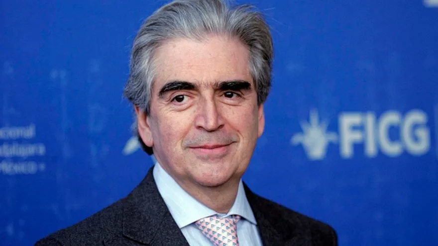 Fallece a los 62 años el ministro de cultura mexicano, Rafael Tovar y de Teresa.