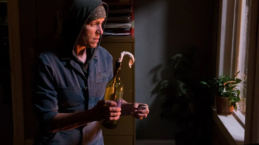 Un fotograma de la película "Tres anuncios por un crimen", en la que aparece Frances McDormand.