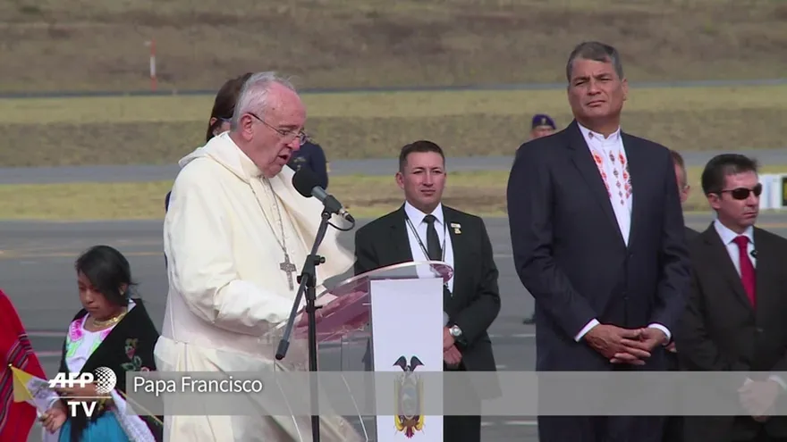 El papa Francisco llega a Ecuador