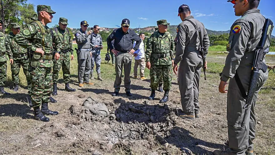 El sábado, el ministro de Defensa de Colombia, Jorge Mora, recorrió la zona afectada.