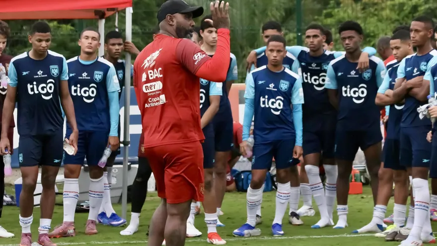 Panamá Sub-17 parte a España para juegos amistosos