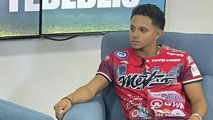 Luis Rivera el novato del año del Béisbol Mayor 2025