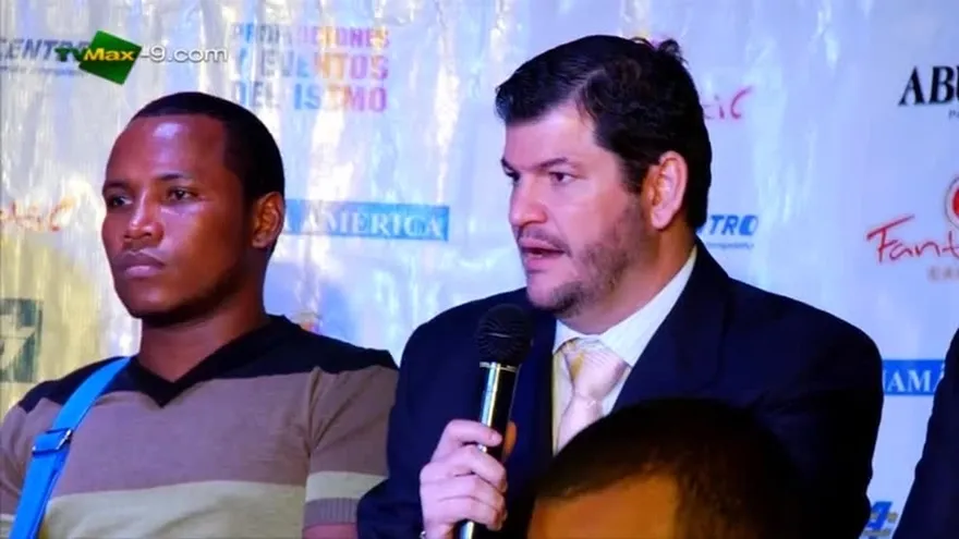 Cartilla "VIP boxing night" 24 de enero 2013