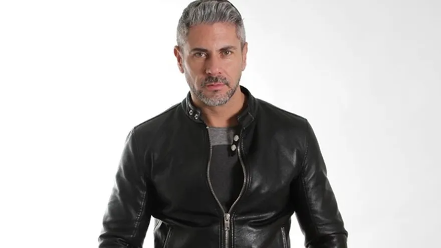 Ricardo Crespo, actor y cantante fue condenado a 19 años de prisión por abusar de su hija