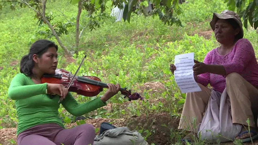 Orquesta juvenil boliviana, oportunidad para un nuevo futuro