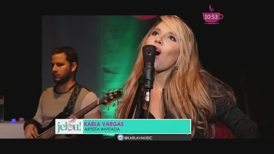 Karla Vargas presentó su tema "Días de escuela"