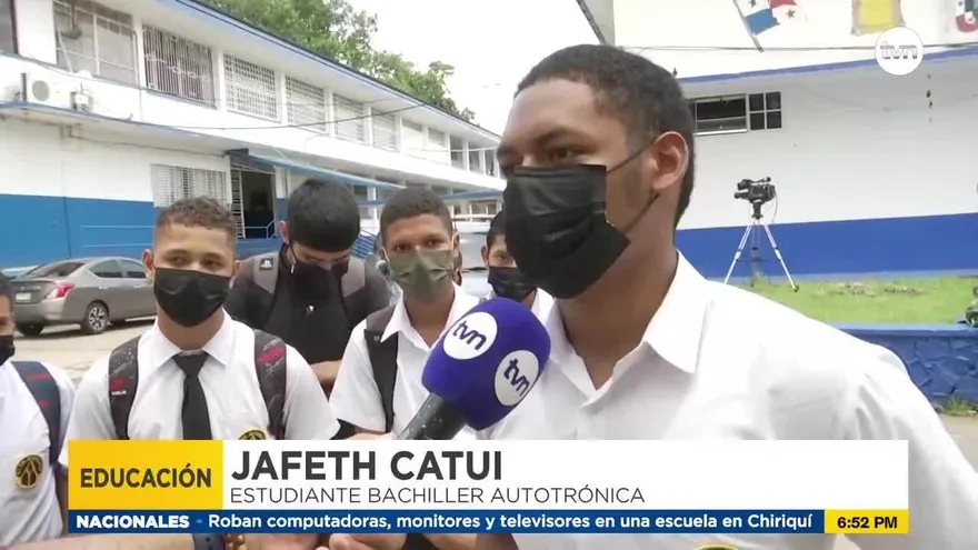 Mal estado de la escuela Artes y Oficios