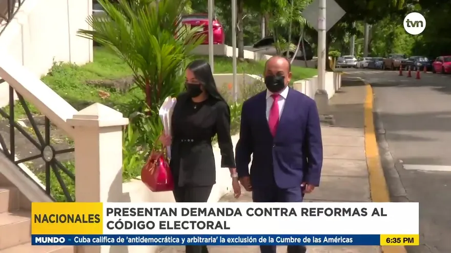 Presentan demanda contra reformas del Código Electoral
