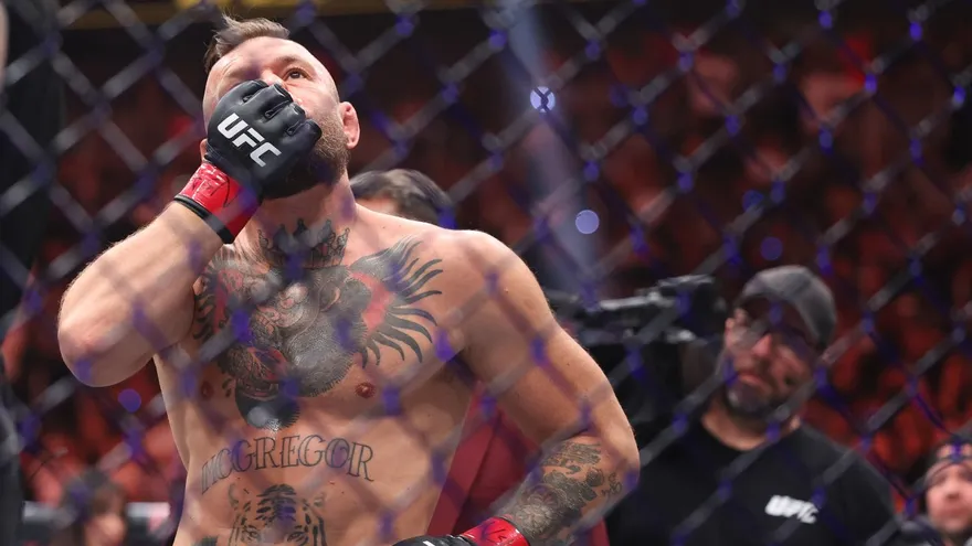 Conor McGregor's UFC Return Ends in 69-Second Loss Due to Knee Injury