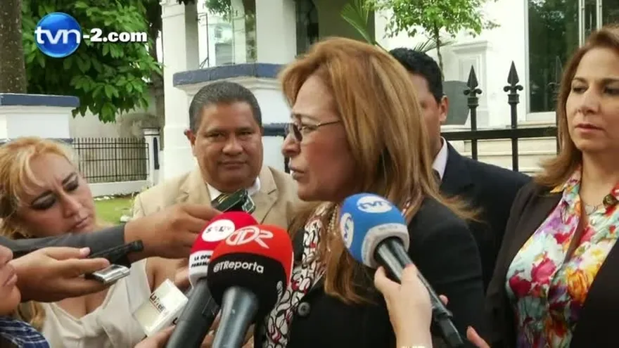 Herrera pide que se anule medida cautelar que le impide salir del país