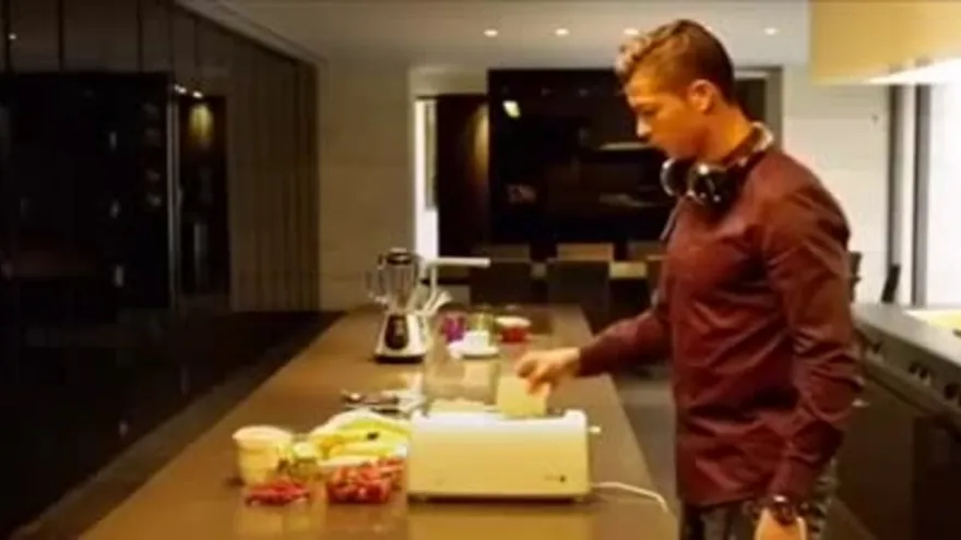 Cristiano Ronaldo con este video les desea a sus seguidores: ¡Feliz Navidad!