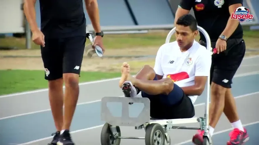 Jorman Aguilar salió golpeado en entreno de la Selección