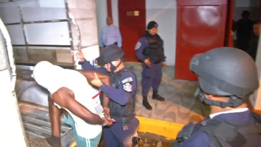 Ordenan detención de involucrados en triple homicidio en Colón