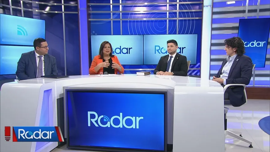 Invitados del primer tema analizado en Radar