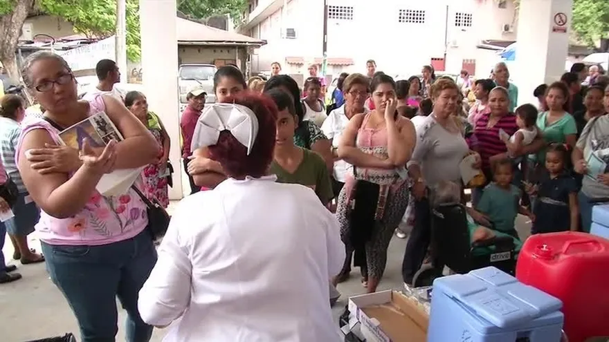 Todos deben vacunarse contra la influenza