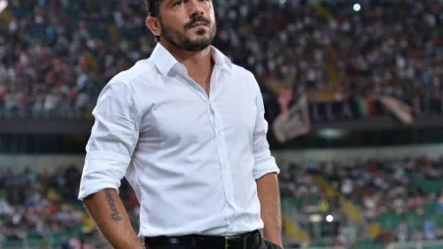 Gattuso da marcha atrás y seguirá al frente del OFI Creta