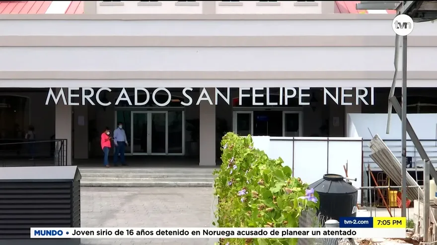 Compradores en el nuevo Mercado San Felipe Neri necesitan estacionamientos