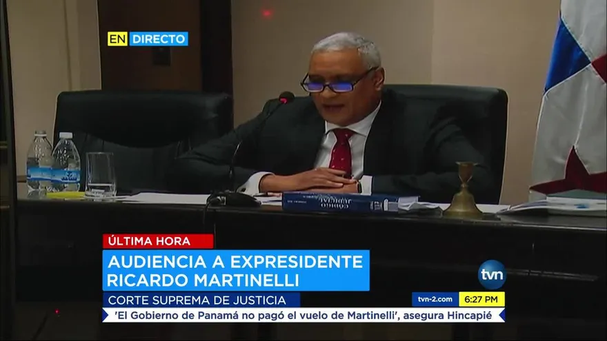 Momento que el Juez de Garantía hace lectura de los derechos a Ricardo Martinelli
