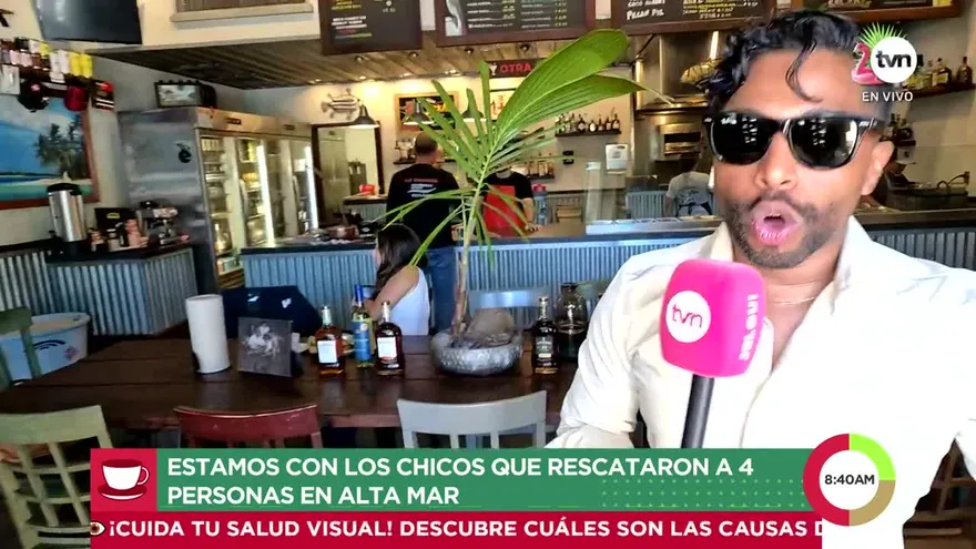 Estuvimos con los chicos que rescataron a 4 personas en alta mar