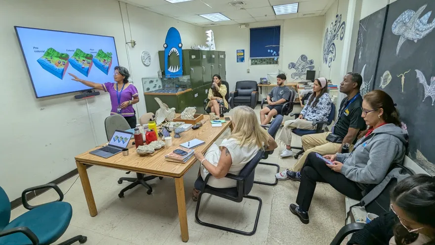 Nueva especie de pez fósil hallada en Panamá lleva el nombre de una investigadora Ngäbe